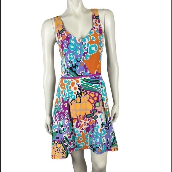 Willow & Clay Colorful Sleeveless V-Neck A-Line with Hi-Low Hemline Size M (6) - Picture 4 of 7
